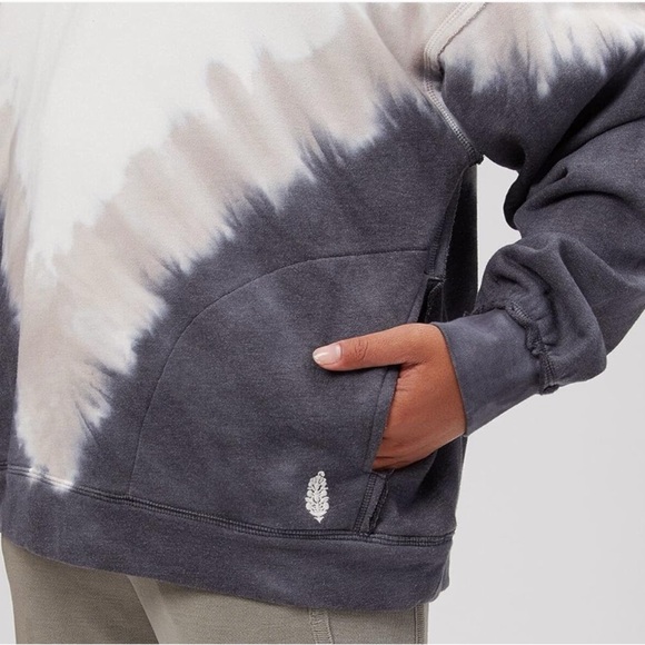 FP Movement by Free People Ombre Tie Dye Metti Crew Sweatshirt - Picture 4 of 5